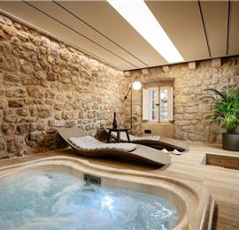 Luxury 3 Bedroom Villa with Jacuzzi, Sauna and Gym in Dubrovnik Old Town, Sleeps 6